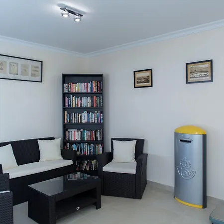 Las Adelfas Hotel 3*