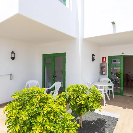 Hotel Las Adelfas 3*