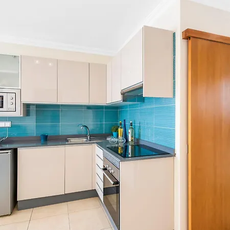 Las Adelfas Hotell 3*