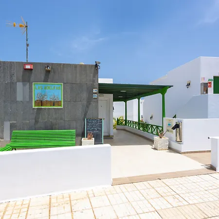 Hotell Las Adelfas 3*