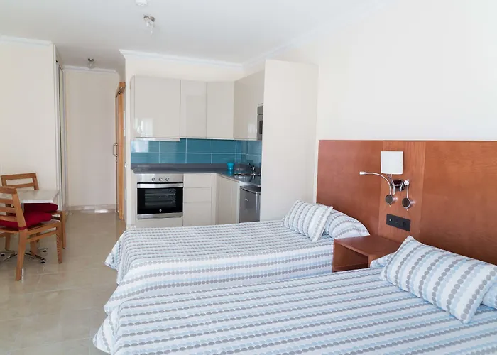 Adelfas プエルト・デル・カルメン