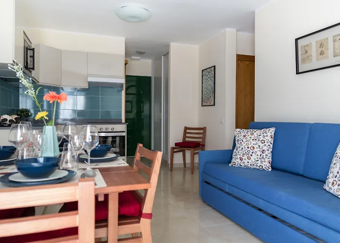 Hotel Las Adelfas 3*