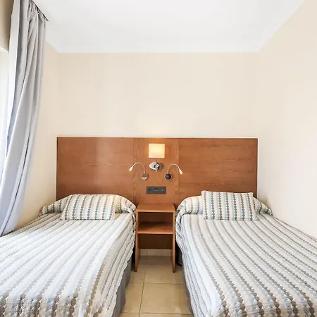 Las Adelfas Hotell 3*