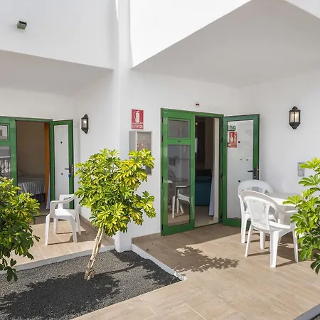 Las Adelfas Hotell