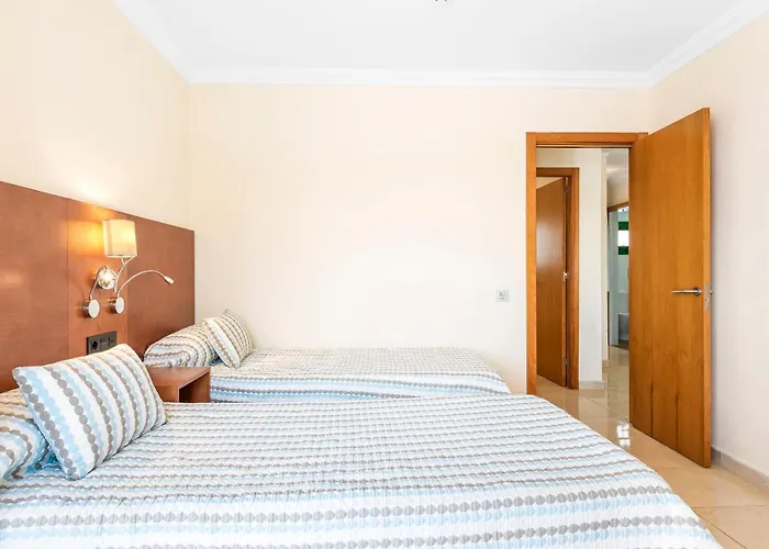 Adelfas بويرتو ذيل كارمين